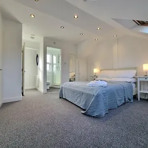 The Loft Apartment
